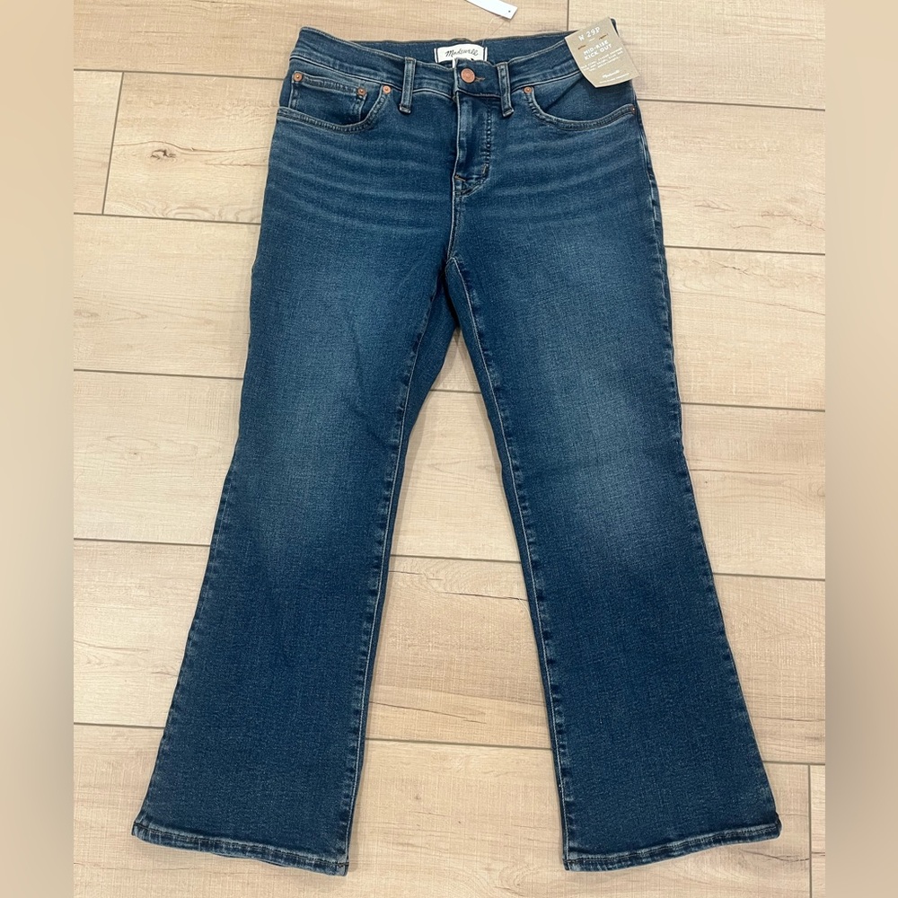Madewell Mid-Rise Kick Out jeans
